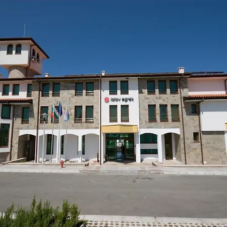 Gasthuis Lalov Egrek 3*