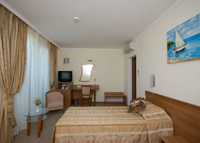 Affittacamere Lalov Egrek 3*